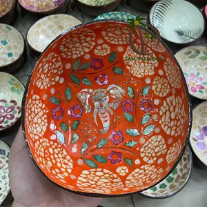 Wholesale Colorful Coconut Shell Lacquer Bowl From Vietnam Home Decoration Colored Lacquer Bowl - Product Image 3