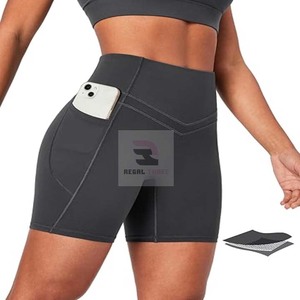 Pantalones cortos de compresión de Yoga de cintura alta Pantalones cortos de cintura elástica transpirable con bolsillos - Product Image 4