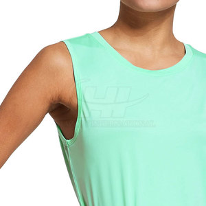 Over Size Breathable Casual Front Logo Women Tank Top Made in Pakistan Factory Sale Best Selling New Arrival - Product Image 5