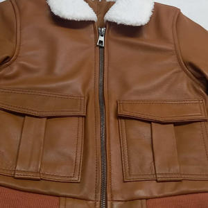 แจ็คเก็ตมอเตอร์ไซค์หนังแกะแท้สำหรับผู้ชาย OEM ปรับแต่งได้ กันลม ระบายอากาศ ไซส์ใหญ่ มีฮู้ด กระเป๋า นุ่ม ออกแบบเองได้ - Product Image 5