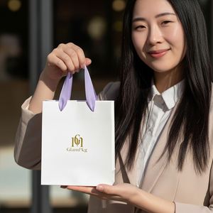 Sac fourre-tout de luxe en papier blanc de haute qualité, personnalisé, avec poignées à cordon, recyclable, écologique, pour supermarché, boutique de mode - Product Image 5