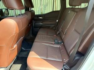 OFERTA ESPECIAL 2024 TOYOTA PRADO ADVENTURE TRANSMISIÓN AUTOMÁTICA V6 CILINDROS ASIENTOS DE CUERO - Product Image 4