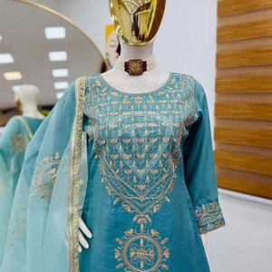Kurti de mujer pakistaní de alta calidad, venta al por mayor, diseño personalizado Kameez y Salwar para ropa informal - Product Image 4