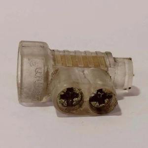 ขั้วต่อสายไฟฟ้าหุ้มฉนวนทองเหลืองอุตสาหกรรมสำหรับโซลูชันการเดินสาย OEM - Product Image 2