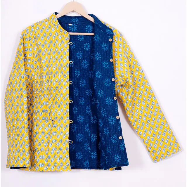 Индийская стеганая куртка ручной работы Kantha куртка с цветочным принтом Бохо одежда пальто для фестиваля модная Двухсторонняя куртка из чистого хлопка с запахом
