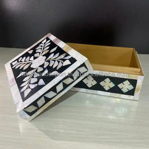 Boîte à bijoux élégante tendance en nacre faite à la main organisateur de stockage MOP boîtes à bijoux de luxe - Product Image 4