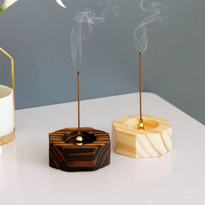 Soporte de incienso de madera artesanal hecho a mano con motivo geométrico tallado para el hogar, templo, uso decorativo tradicional sagrado - Product Image 6
