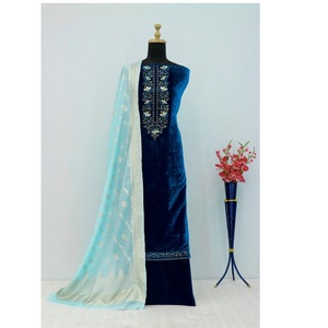 Trajes de terciopelo para mujer de primera clase y Dupatta de viscosa con acabado suave y bordado elegante perfecto para uso funcional y de fiesta - Product Image 1