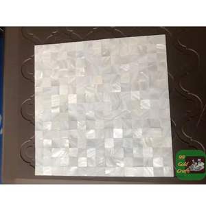 VENTE EN GROS DE PLAQUES DE Nacre Blanche Carrée Plate Double de 40 mm pour l'Artisanat et la Décoration en Mosaïque - Product Image 6