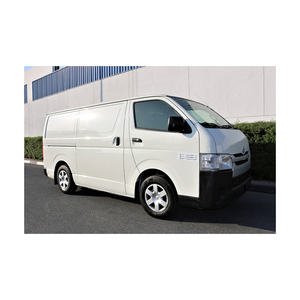 Véhicules d'occasion en gros – Fourgonnette automatique 5 places, turbo diesel, transmission intégrale, intérieur cuir, jantes R16 foncées pour HIACE 2022 - Product Image 3