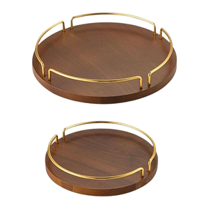 Plateau de service en bois au design unique avec poignée dorée pour la décoration de table de fête de mariage - Product Image 2