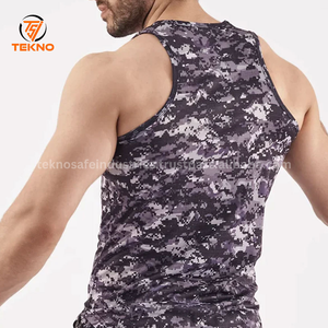 Vente en gros de débardeurs tricotés respirants de haute qualité pour hommes, personnalisés Confort et style ultimes pour toute occasion Service OEM - Product Image 4