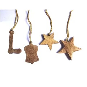 Ensemble de décorations d'arbre de vacances d'ornements suspendus de Noël en bois rustiques fabriqués à la main - Product Image 4