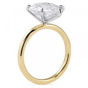 <strong>Pear</strong> <strong>Shape</strong> Lab Grown <strong>Diamond</strong> Solitaire Engagement <strong>Ring</strong> Elegant Women's <strong>Ring</strong> 14KT 18KT Lab-Created <strong>Pear</strong> <strong>Diamond</strong> Beautiful <strong>Ring</strong> - Product Image 2