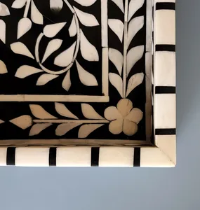 ถาดเสิร์ฟลายดอกไม้หรูหรา ประดับมุกแท้ ตกแต่งด้วยเรซิ่นไม้และเหล็ก เป็นมิตรต่อสิ่งแวดล้อม อุปกรณ์เสริมสำหรับงานเลี้ยง - Product Image 5