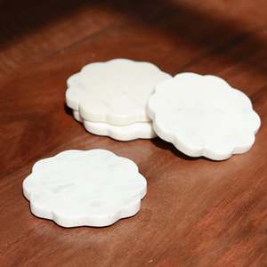 จานรองแก้วหินธรรมชาติรูปทรงดอกไม้ที่ไม่ซ้ำใครสำหรับเสิร์ฟกาแฟ - Product Image 6