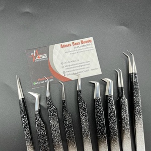 Pinzas profesionales de Extensión de pestañas con purpurina en blanco y negro Ombre de dos tonos Diseño puntiagudo de fibra de acero inoxidable sostenible - Product Image 3