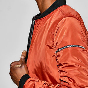 Chaqueta Bomber Hip Hop Personalizada de Alta Calidad para Hombre, con Logotipo Frontal, Cuello Alto, Reversible, Ecológica, Colección de Invierno - Product Image 6