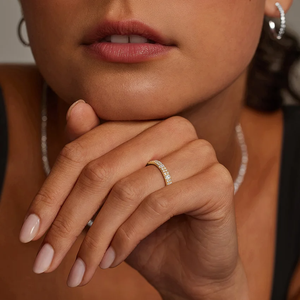 Anillo fino cultivado en laboratorio de oro de 10K de lujo para mujer, piedras brillantes rectangulares de alto brillo para aniversario de boda, regalo de fiesta de uso diario - Product Image 1