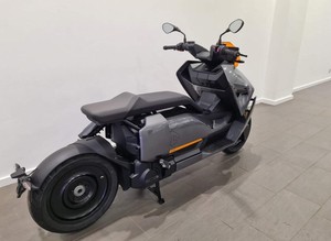 En stock : Scooters électriques 2026 CE 04 et motos électriques en promotion, prêts à l'exportation |   Ventes automobiles - Product Image 3