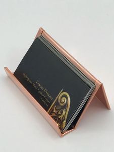 Support de carte au design unique en couleur cuivre avec métal parfait pour la décoration de table et le stockage de cartes élégant et fonctionnel - Product Image 6