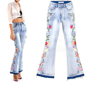 Venta al por mayor de alta calidad Ripped Flared Jeans para mujeres Distressed Trendy Women Bootcut Flare Jeans - Product Image 5