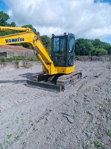 2018 Attelage hydraulique de pelle de 5.5 tonnes 3 seaux allant très bien n'utilisait que comme une auto-construction n'achètera pas en faute - Product Image 3