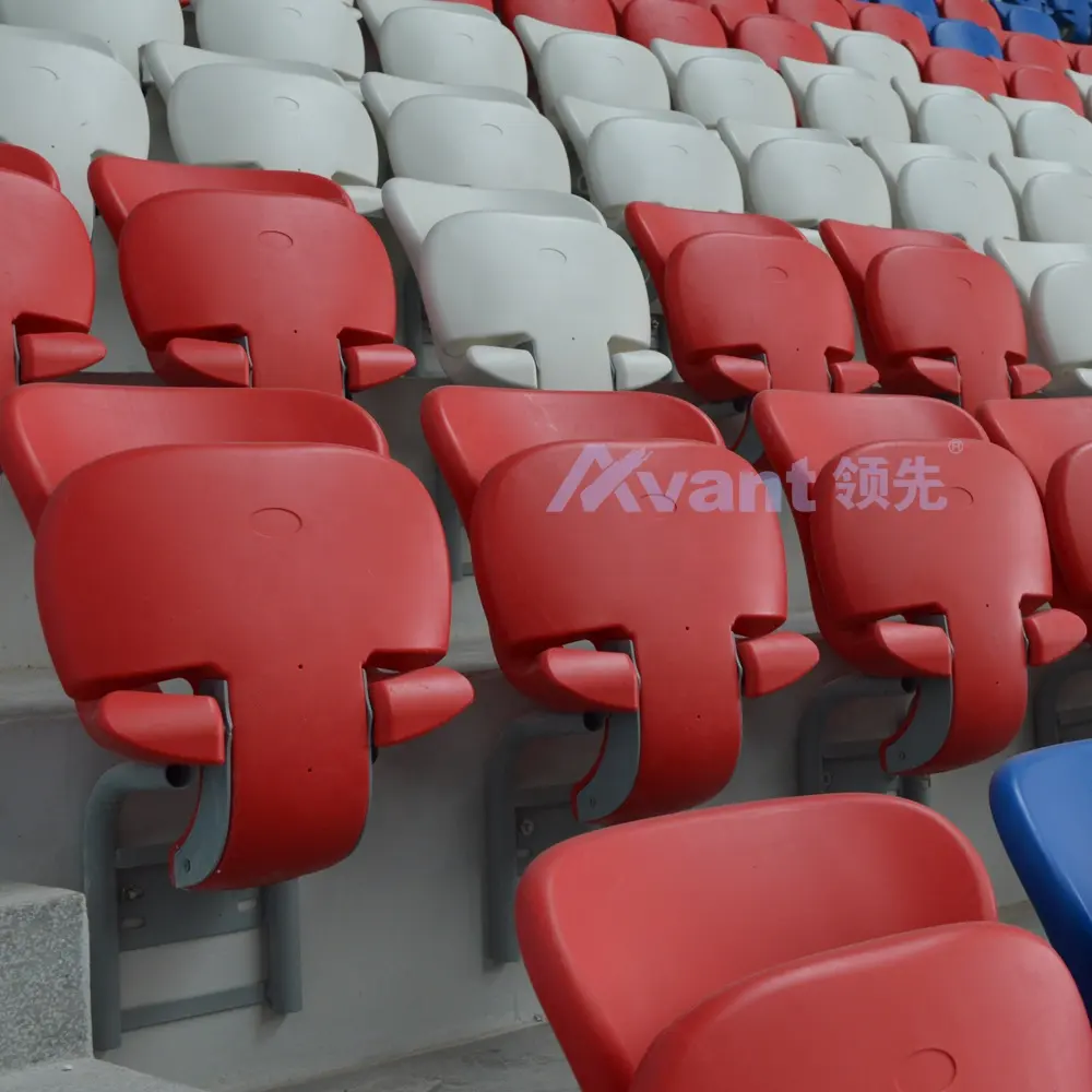 אוואנט בריכת שחייה אירועי אצטדיון מושבים מקורה VIP צמוד קיר מתקפל כסאות ספורט HDPE אוטומטי הטיה קבועה ישיבה על דוכן