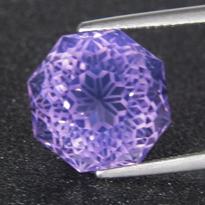 13.17Cts Excelente cuarzo de lavanda natural 13,7mm Corte de precisión redondo Piedra preciosa suelta Precio al por mayor Piedra preciosa suelta de la mejor calidad - Product Image 2
