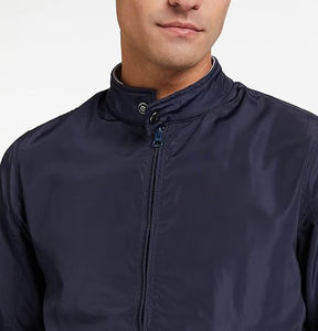 Veste en polyester-coton classique pour hommes Veste en polyester-coton légère et confortable, décontractée et chaude pour l'extérieur - Product Image 5