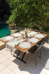 Chemin de table à volants élégant noir (40x130cm) et 6 sets de table Décor de table à manger élégant pour la maison, les fêtes et les occasions spéciales - Product Image 6