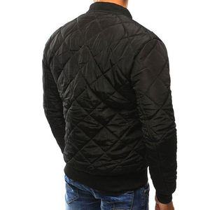 Chaqueta acolchada de invierno personalizada de alta calidad para hombre con capucha, lona acolchada transpirable y material recubierto de tela de burbujas - Product Image 5