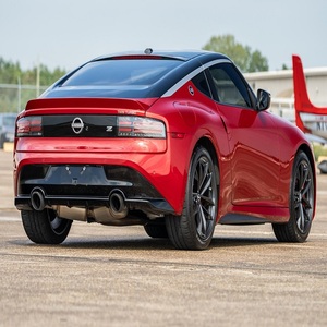 Nissan Z Performance 2023, boîte manuelle 8 vitesses, bi-turbo, 10 cylindres, coupé, conduite à gauche, faible kilométrage, prix abordable, en stock - Product Image 4