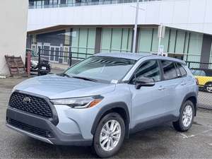 SUV crossover compacto usado 2025, nivel de equipamiento LE - Product Image 4