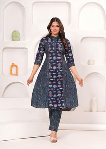 Meilleures ventes Kurta en pur coton avec doublure col arrondi et pantalon décoré d'un bouton du fournisseur indien - Product Image 6