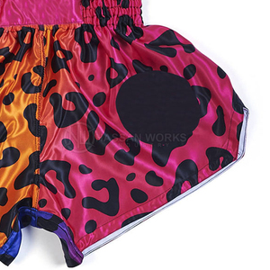 Shorts de boxe uniques en gros, style 2026, légers, taille adulte, 100% polyester, séchage rapide, respirant, service OEM - Product Image 5