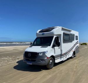 Nueva Autocaravana Todoterreno 4X4 2024 para Uso en Vehículos/Autos, 4-6 Personas, Precio Económico, Envío a Todo el Mundo - Product Image 1