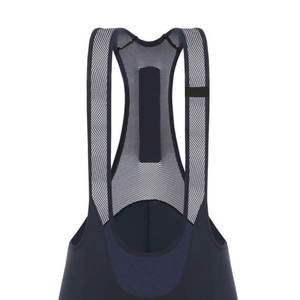 Pantalones cortos de ciclismo con pechera para mujer OEM con acolchado de gel de ajuste de compresión Material de secado rápido y costuras planas para una máxima comodidad - Product Image 4