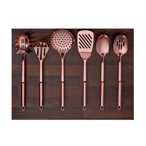 L'ensemble de couverts en acier inoxydable de petite taille en or rose pour le dîner de l'hôtel est un ensemble de couverts hautement recommandé - Product Image 1