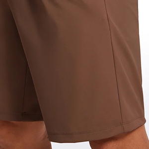 Pantalones cortos de diseño casual y elegante para hombre, diseñados para un uso cómodo con un aspecto fresco y una apariencia diaria equilibrada. - Product Image 3
