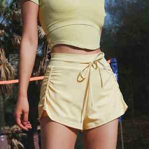 Shorts de fitness pour femmes Anti-exposition Loose Double Layer Breathable High Stretchy Running Yoga Pants Elastic Waist Yoga Leggings - Product Image 4