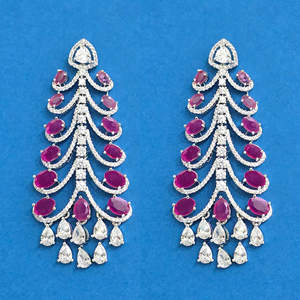 Vente en gros Fashion Dangle Classic CZ Boucles d'oreilles avec plaqué rhodium Article de vente le plus populaire - Product Image 6