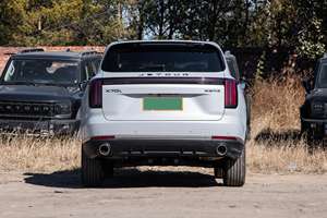 Nuevo SUV Inteligente de 7 Asientos, Cómodo y Avanzado con ADAS L2.5, Pantalla Giratoria de 15.6 Pulgadas, Conducción Automática a la Izquierda, R17 Oscuro, Fabricación Alemana - Product Image 4