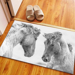 Alfombra de Dos Caballos para Coche, Alfombra Estampada para Decoración del Hogar, con Pelo Suave - Product Image 1