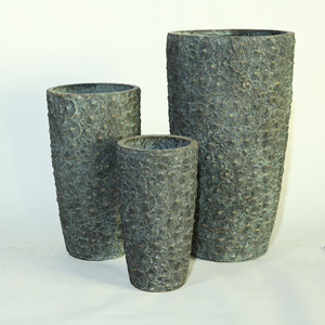 Maceta de Fibra de Vidrio FRP de Alta Calidad, Diseño Clásico, para Interiores y Exteriores, Altura 18 x Diámetro 8 Pulgadas - Product Image 5