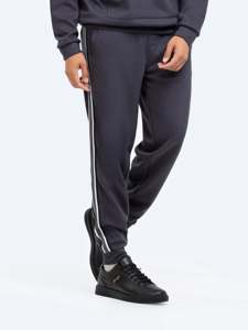 Venta al por mayor OEM logotipo personalizado azul marino oscuro cremallera chándal para hombres manga completa ajuste cómodo perfecto para ropa casual y deportiva - Product Image 6