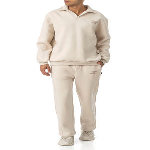 Conjunto Deportivo de Invierno para Hombre al por Mayor OEM, Sudadera de Algodón Grueso, Pantalones Deportivos Transpirables de Secado Rápido, Ropa Deportiva Urbana 100% Algodón - Product Image 1