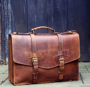 Grande mallette vintage en cuir véritable Duffle Logo personnalisé sac à bandoulière pour ordinateur portable pour les hommes bureau voyage utiliser des bonbons - Product Image 1