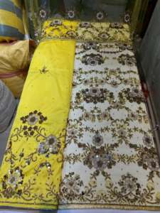 Producto Elegante y Único de Encaje Bordado a Mano con Cuentas de George Rapper - Product Image 3