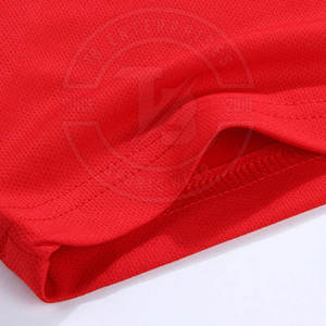 Uniforme de football à manches courtes de la dernière conception du fabricant d'usine, vêtements de football personnalisés - Product Image 3